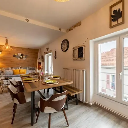 Apartment The Modern Wood, Hyper Centre, 8 Pers., T3 De 70m² Voiron